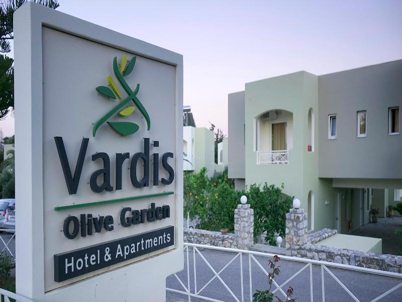 Vardis Olive Garden 게오르기우폴리스 외부 사진